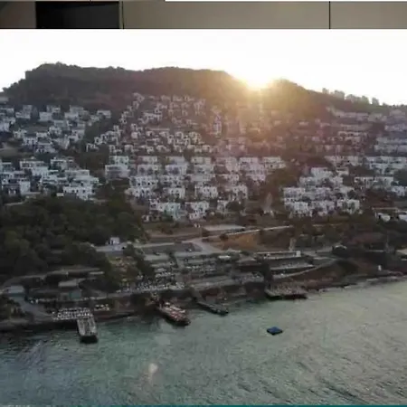 别墅 At Gundogan Seafront With Private 博德鲁姆